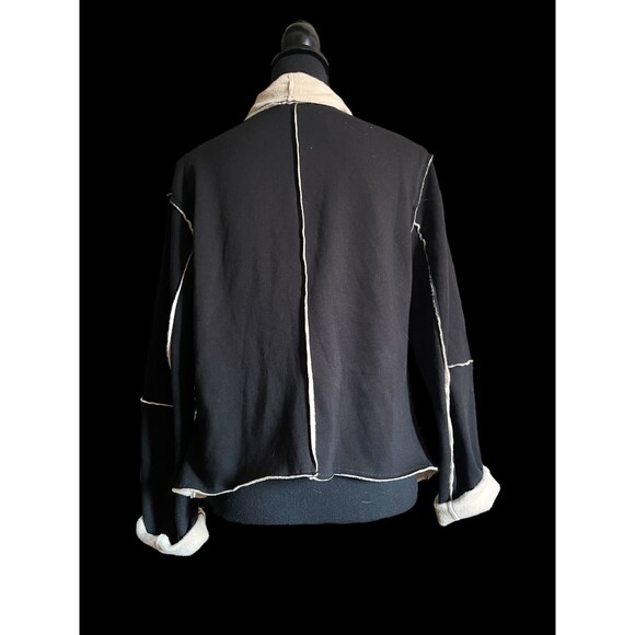One World Sweater/Jacket Size S - Picture 4 of 4